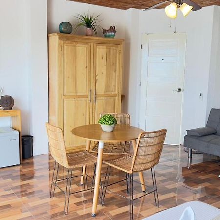 Bella'S Guest House Pooc ภายนอก รูปภาพ